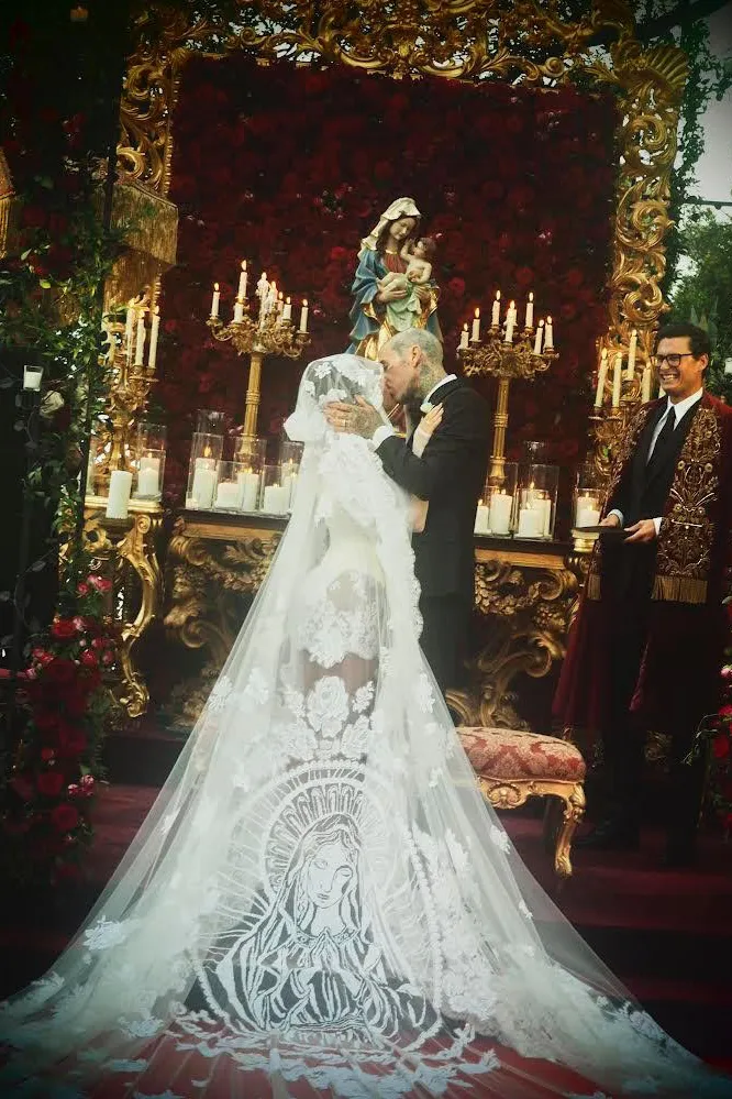 Kourtney Kardashian Wears Dolce & Gabbana Dress To Wed In Italy